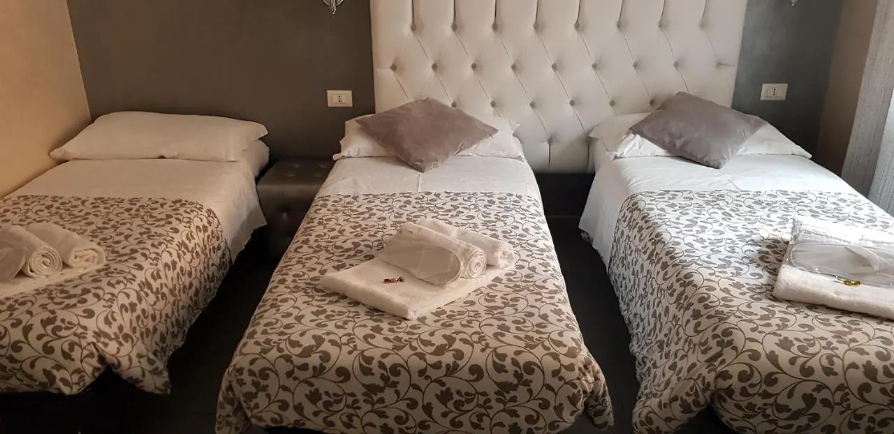 Alojamento de Acomodação e Pequeno-almoço Relais Cavour Inn Roma