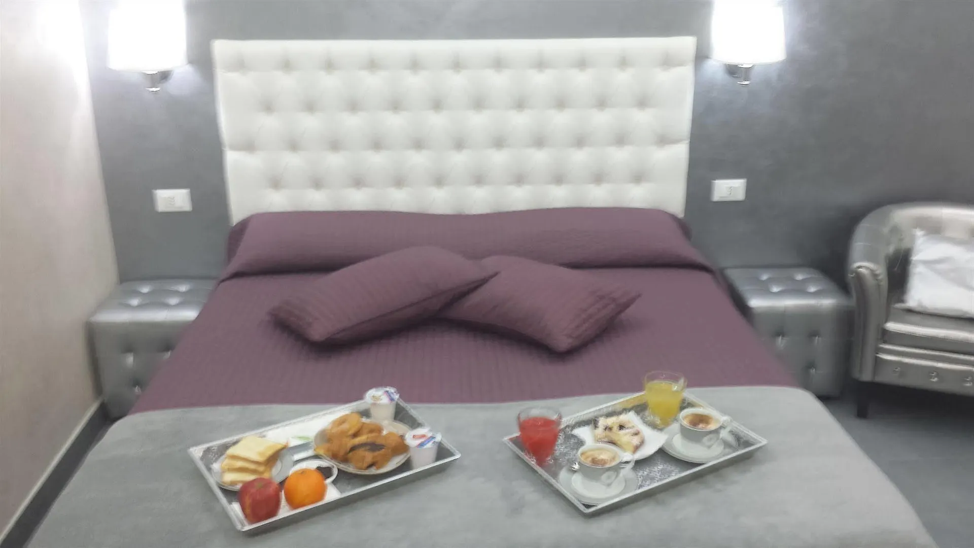 ** Frühstückspension Relais Cavour Inn Rom Italien
